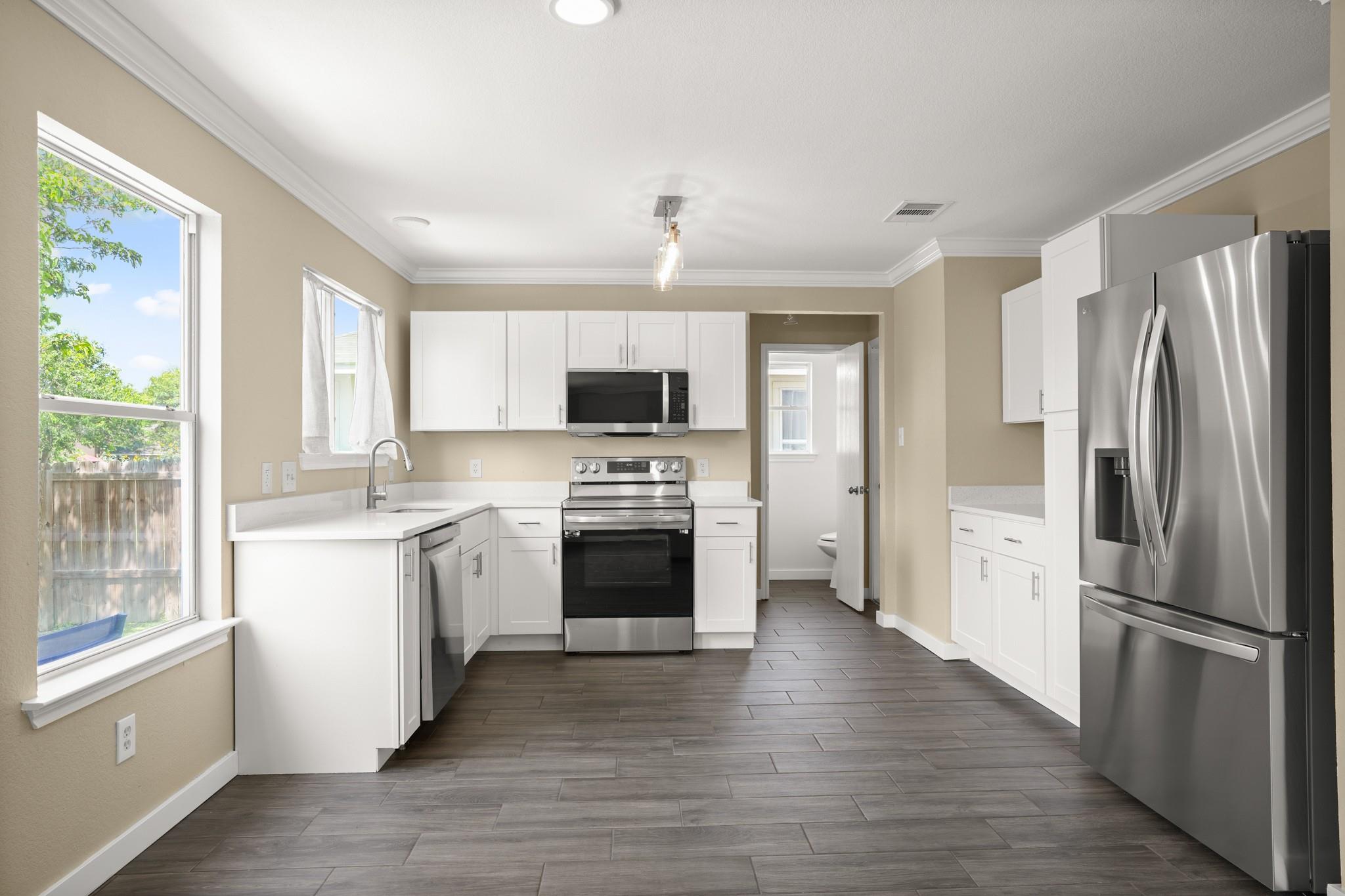 18209  Canopy Ln, Manor, TX 78653 — photo 1