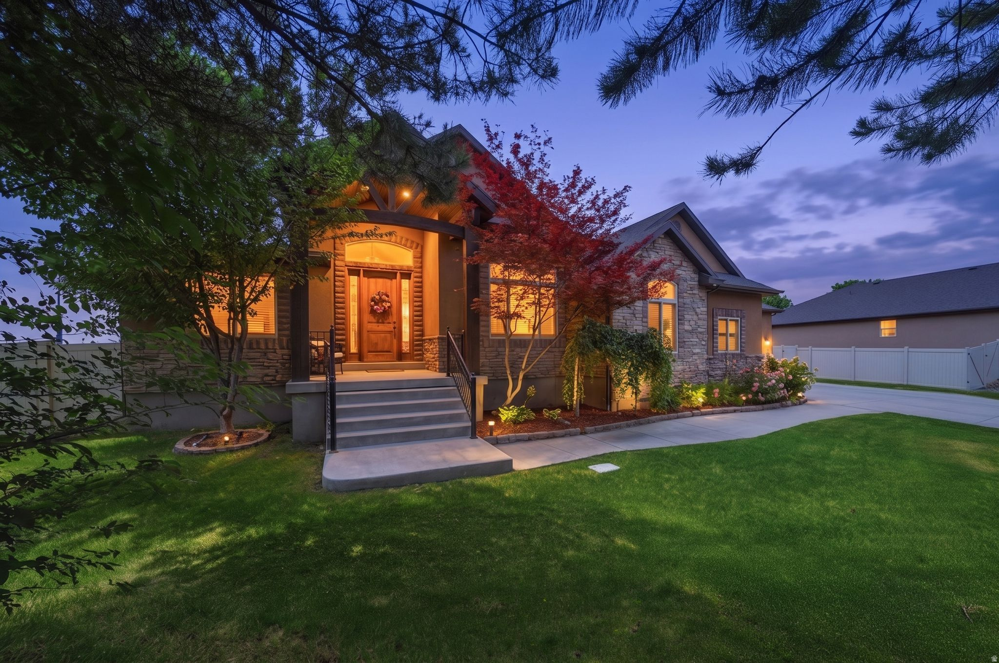 11372 S VIA ARBOLES CT, South Jordan, UT 84095 — photo 1