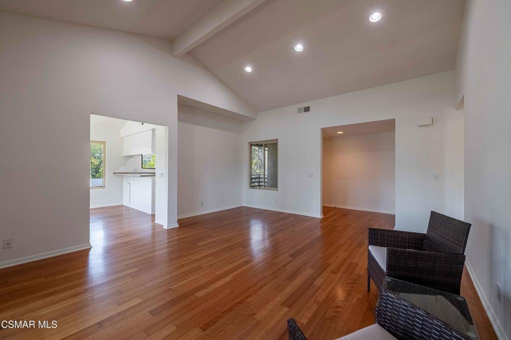 460 Arbor Lane Court #203, Thousand Oaks, CA 91360 — photo 1