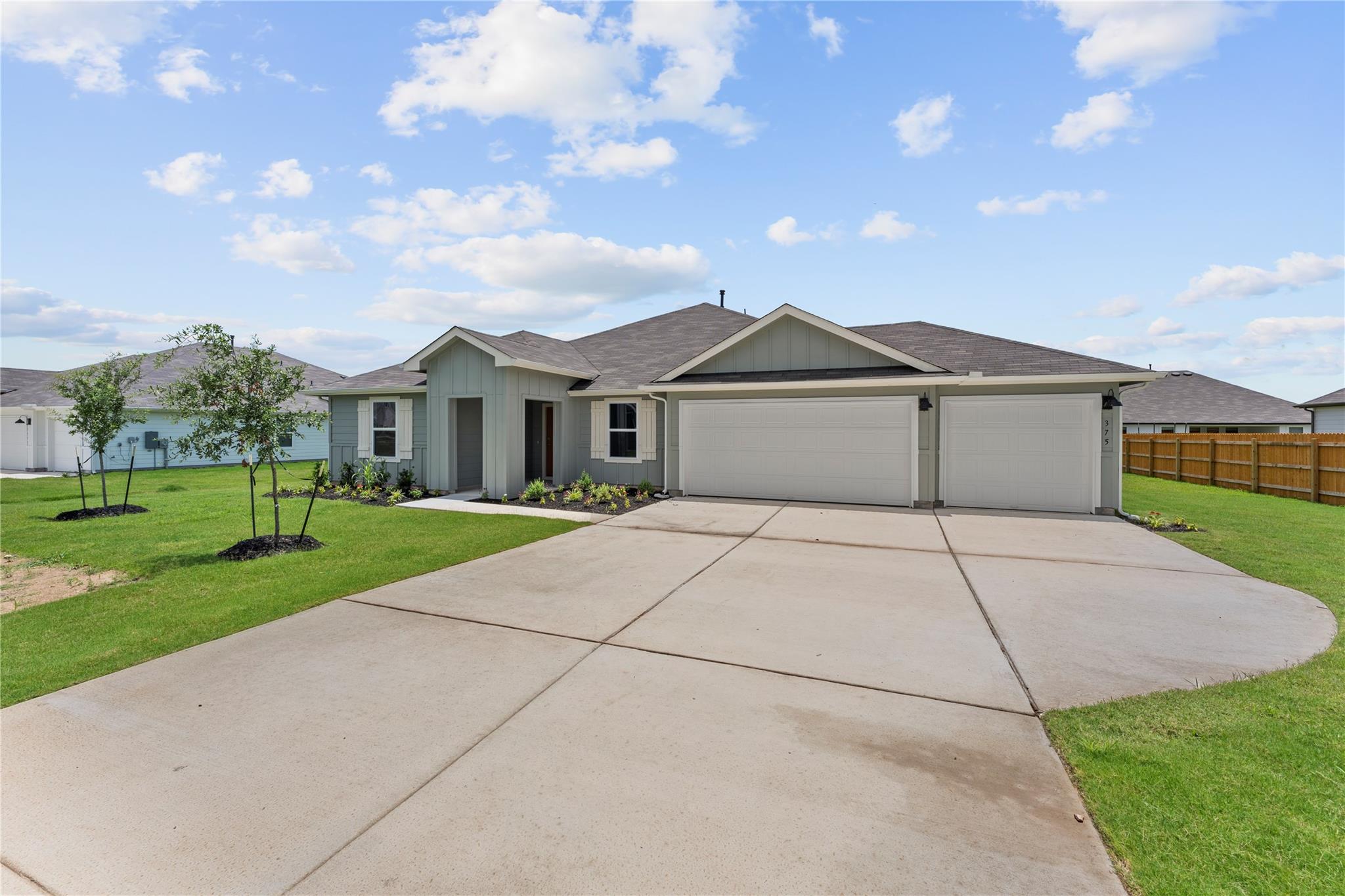 375 ELKINS PRAIRIE, Lockhart, TX 78644 — photo 1