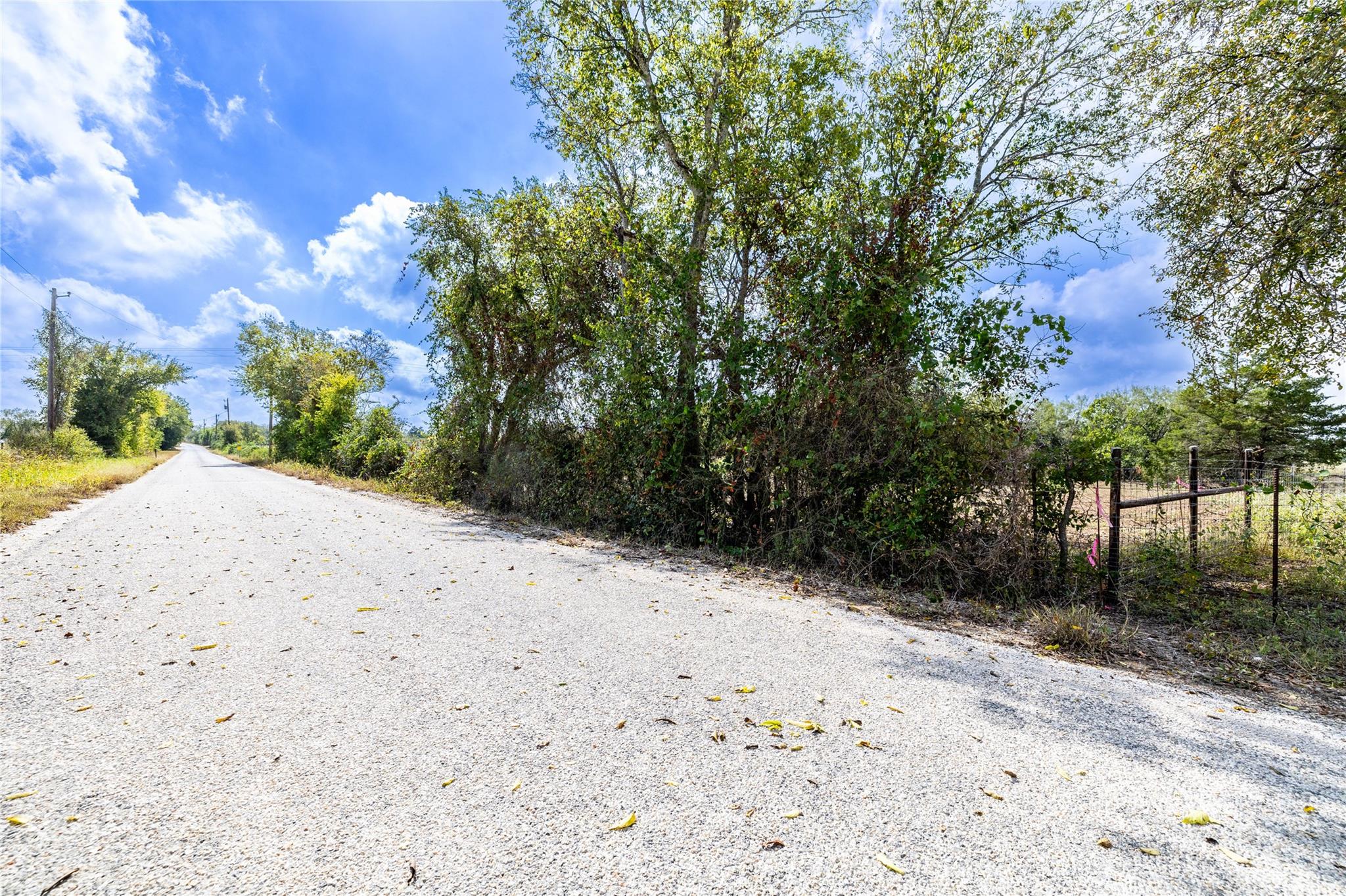 287 Sunset, Luling, TX 78648 — photo 1