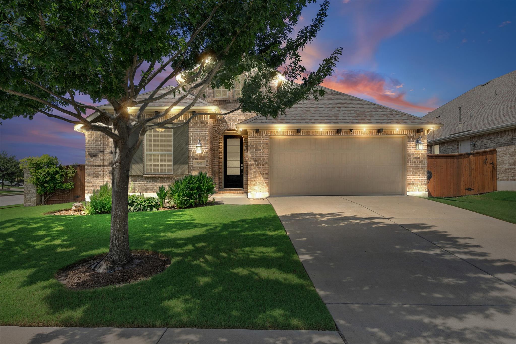 1012 Discovery Well, Liberty Hill, TX 78642 — photo 1