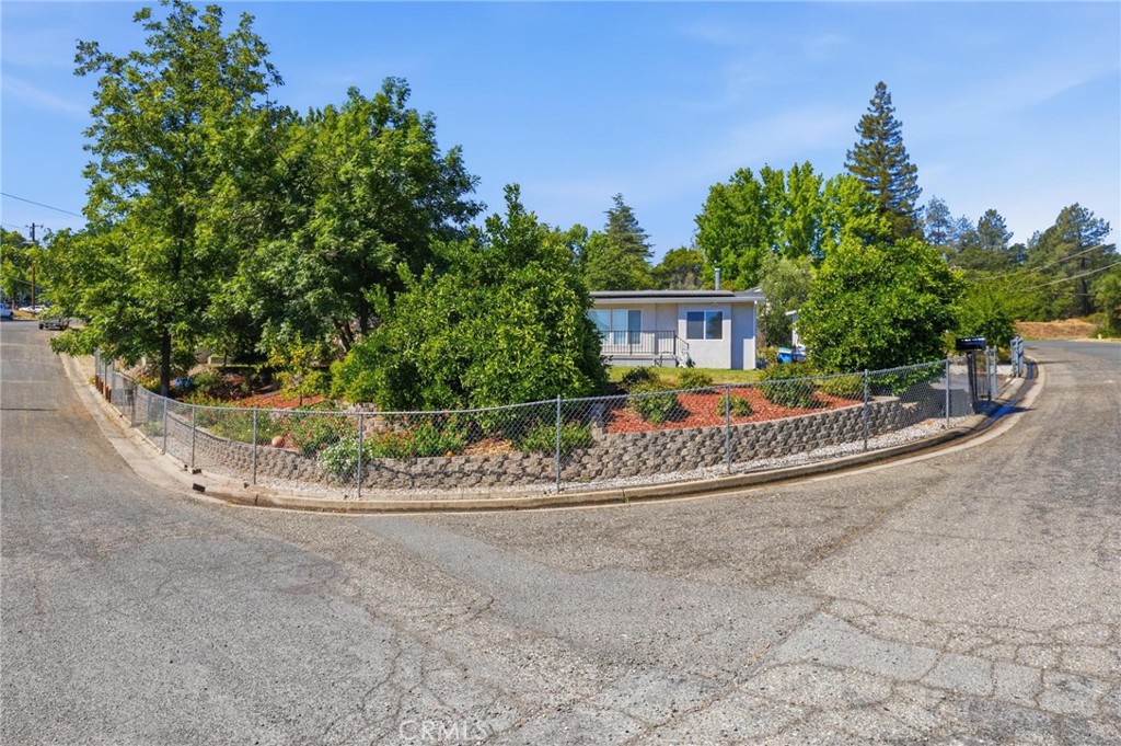 17 Southview Drive, Oroville, CA 95966 — photo 1