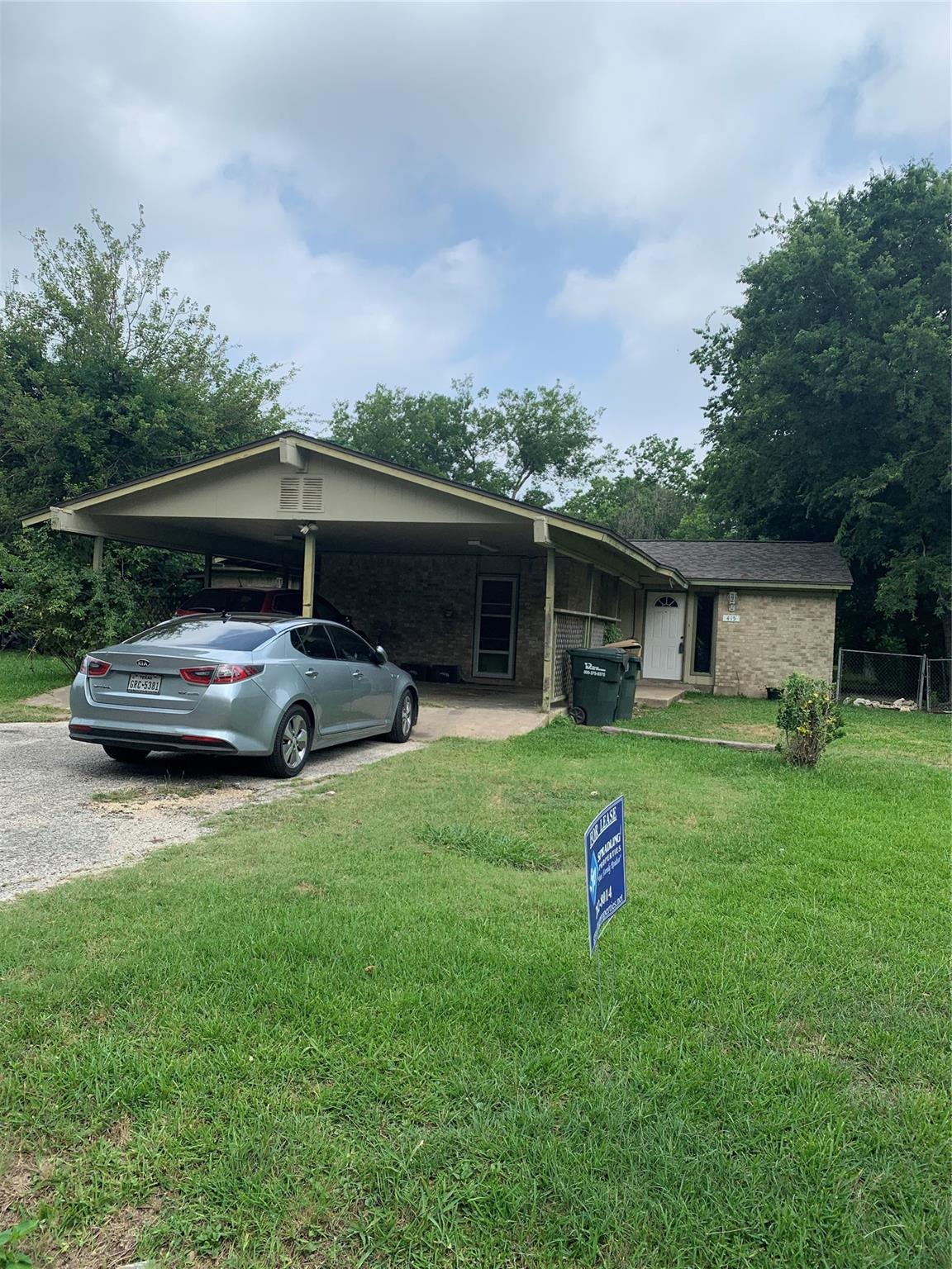 413-415 Live Oak, Kyle, TX 78640 — photo 1