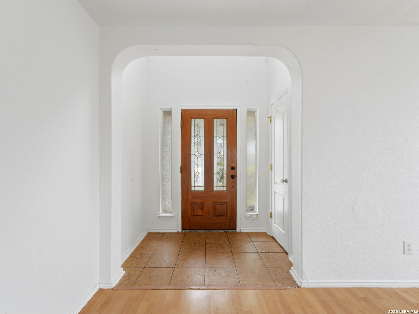 7407 GAMBLE OAK DR, ,  78223 — photo 1