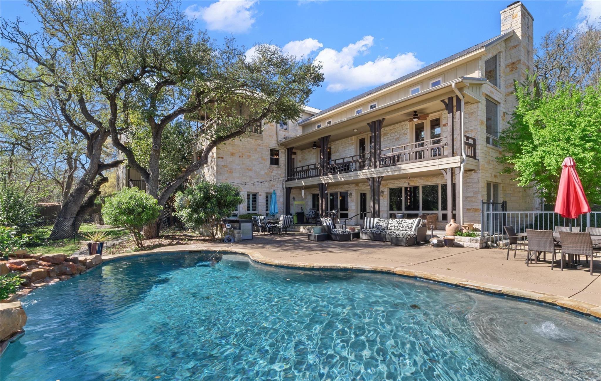 913 Southridge, Salado, TX 76571 — photo 1