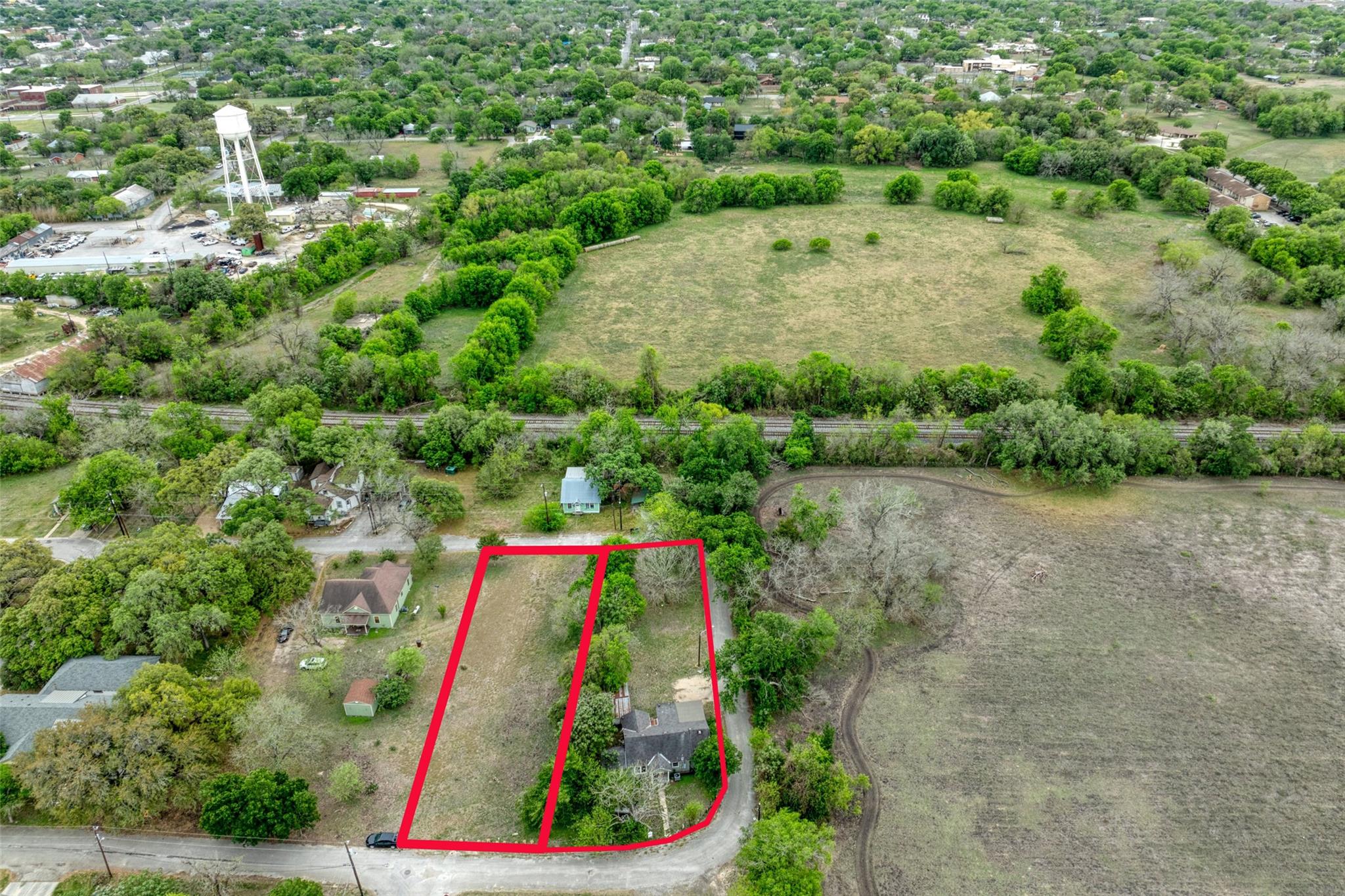 1002 Proctor, Lockhart, TX 78644 — photo 1