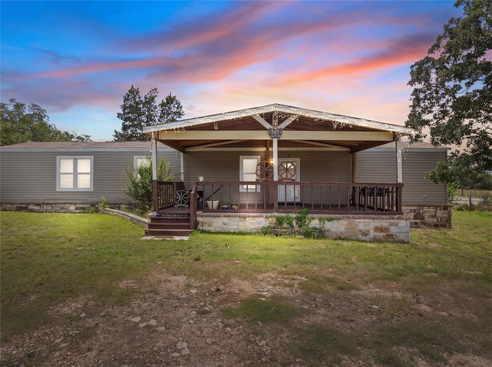 109 Hibiscus, Elgin, TX 78621 — photo 1