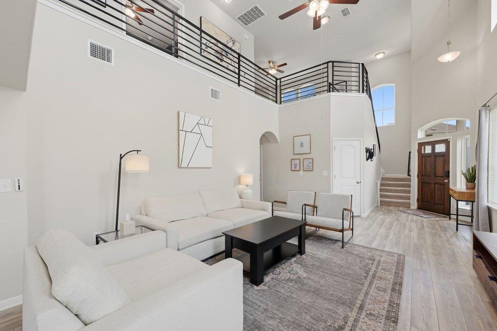 10832 Jameson, Austin, TX 78747 — photo 1