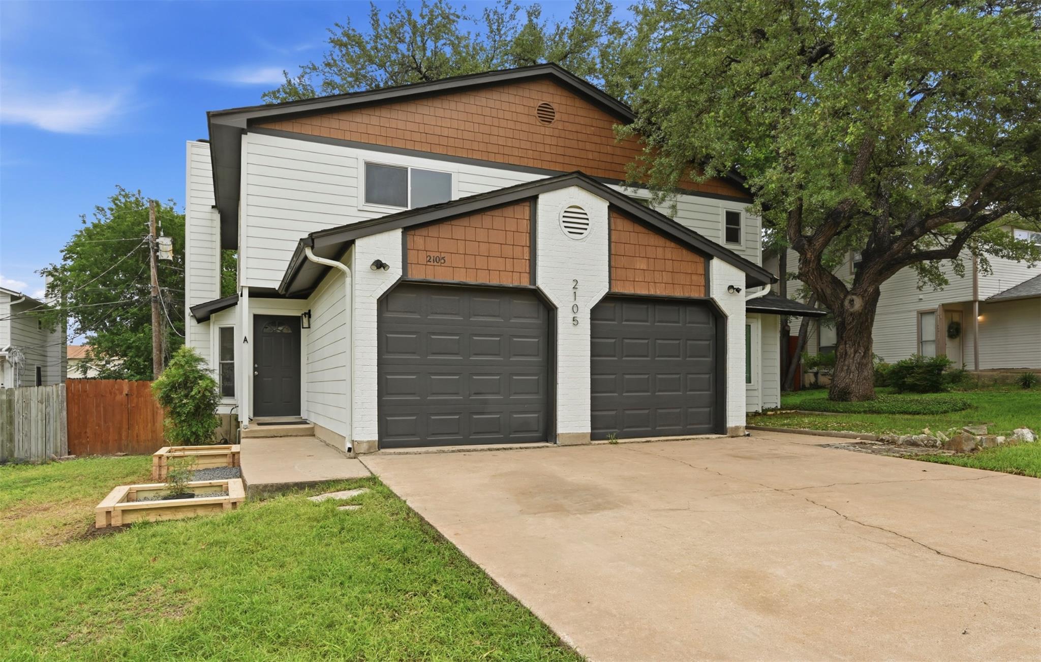 2105 Kirksey, Austin, TX 78741 — photo 1