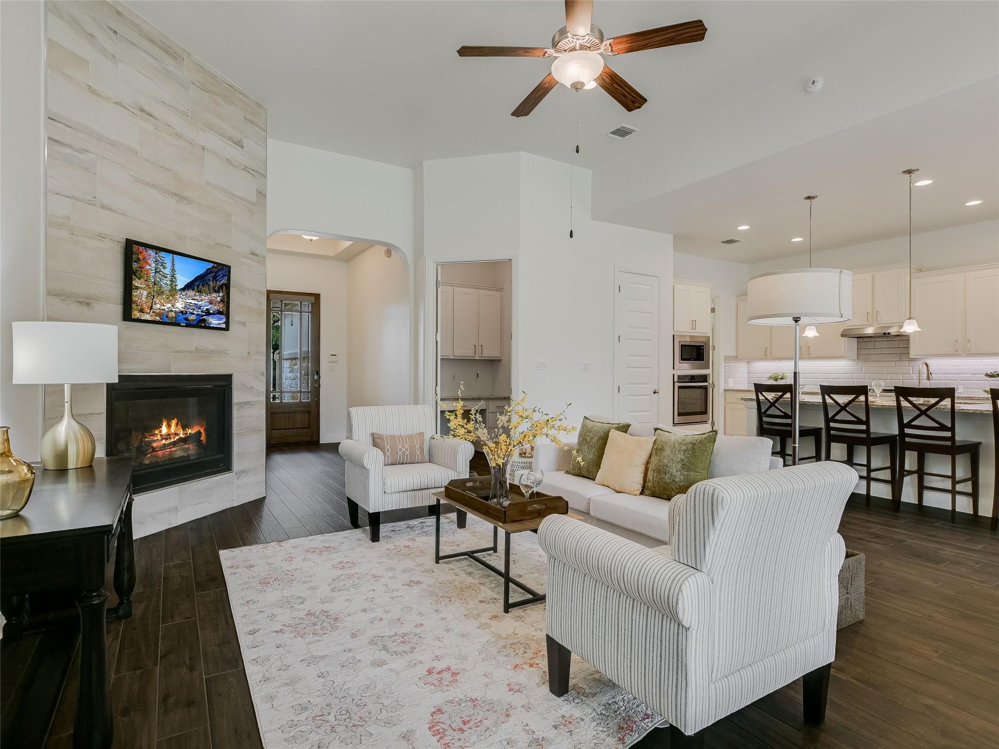 119 Loysoya, Bastrop, TX 78602 — photo 1