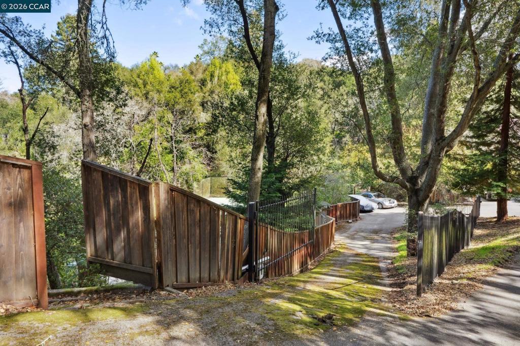 49 Tiger Tail Court, Orinda, CA 94563 — photo 1