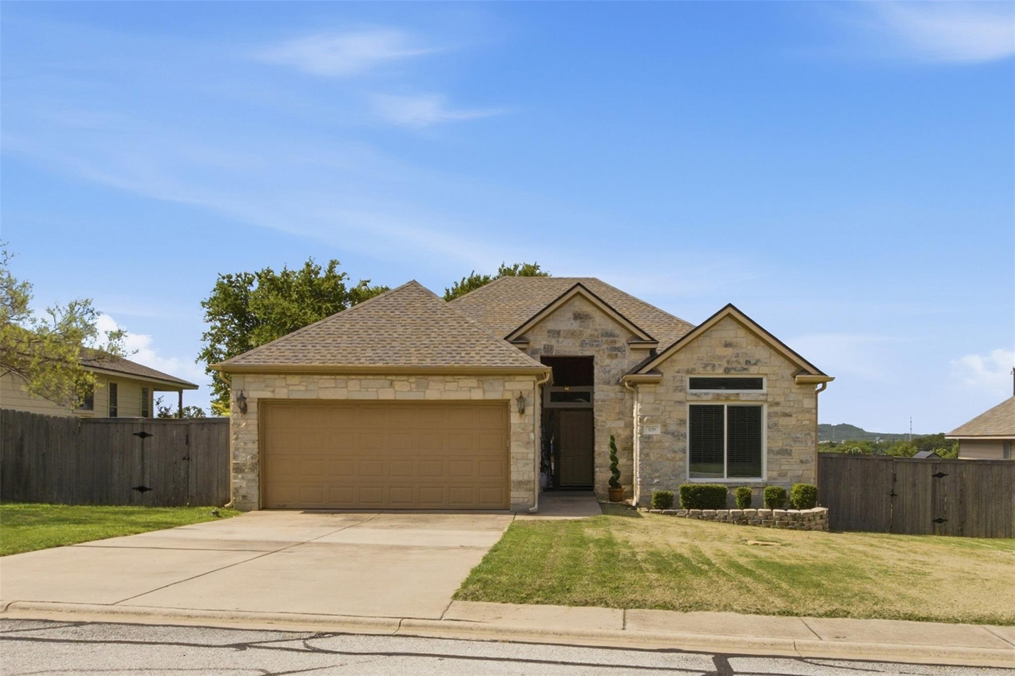 109 Cailin, Burnet, TX 78611 — photo 1