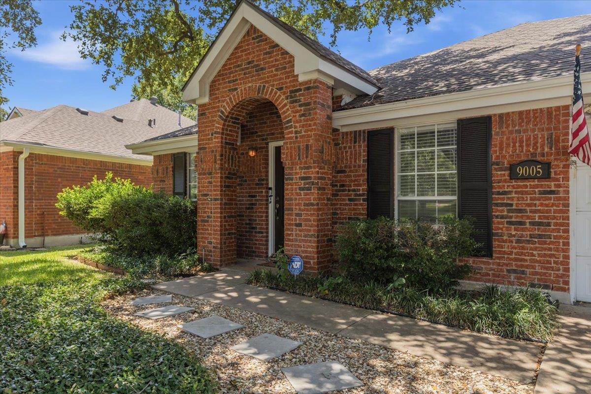 9005 Marthas, Austin, TX 78717 — photo 1