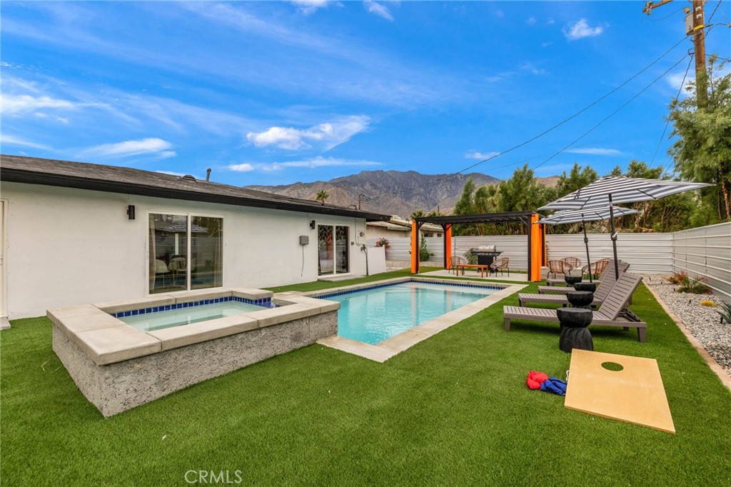 414 W Avenida Cerca, Palm Springs, CA 92262 — photo 1