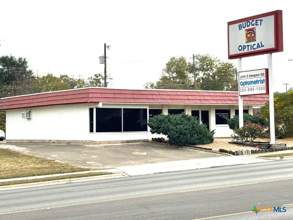1104-1106 S W S Young Drive, Killeen, TX 76543 — photo 1