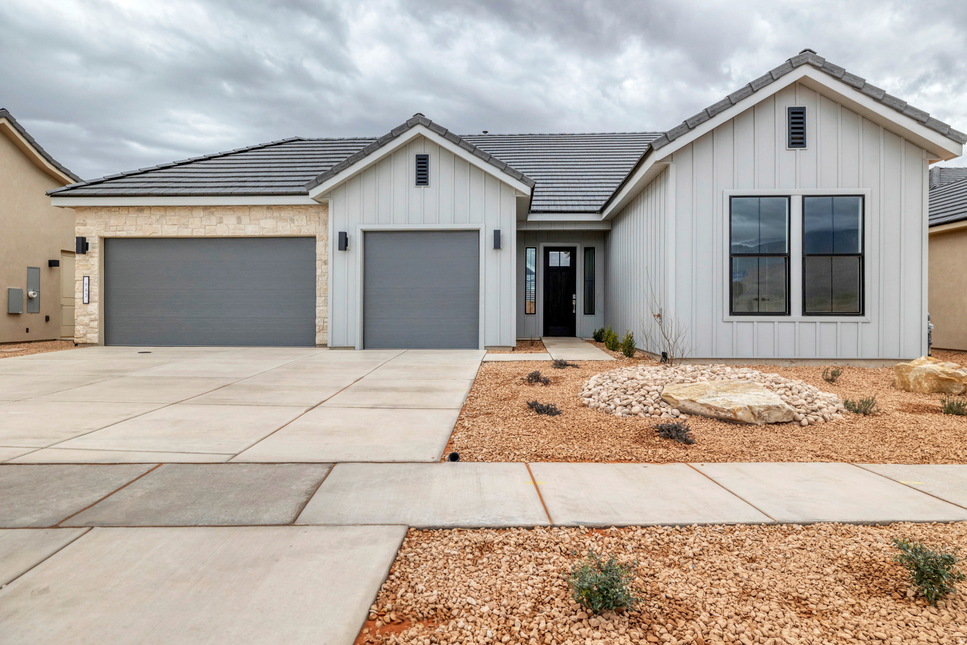 992 W FRANK AVE, Toquerville, UT 84774 — photo 1