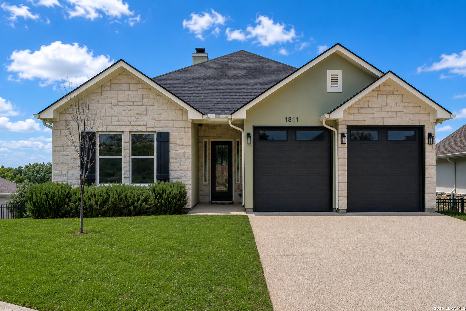 1811 Chateau Lane, Kerrville, TX 78028 — photo 1