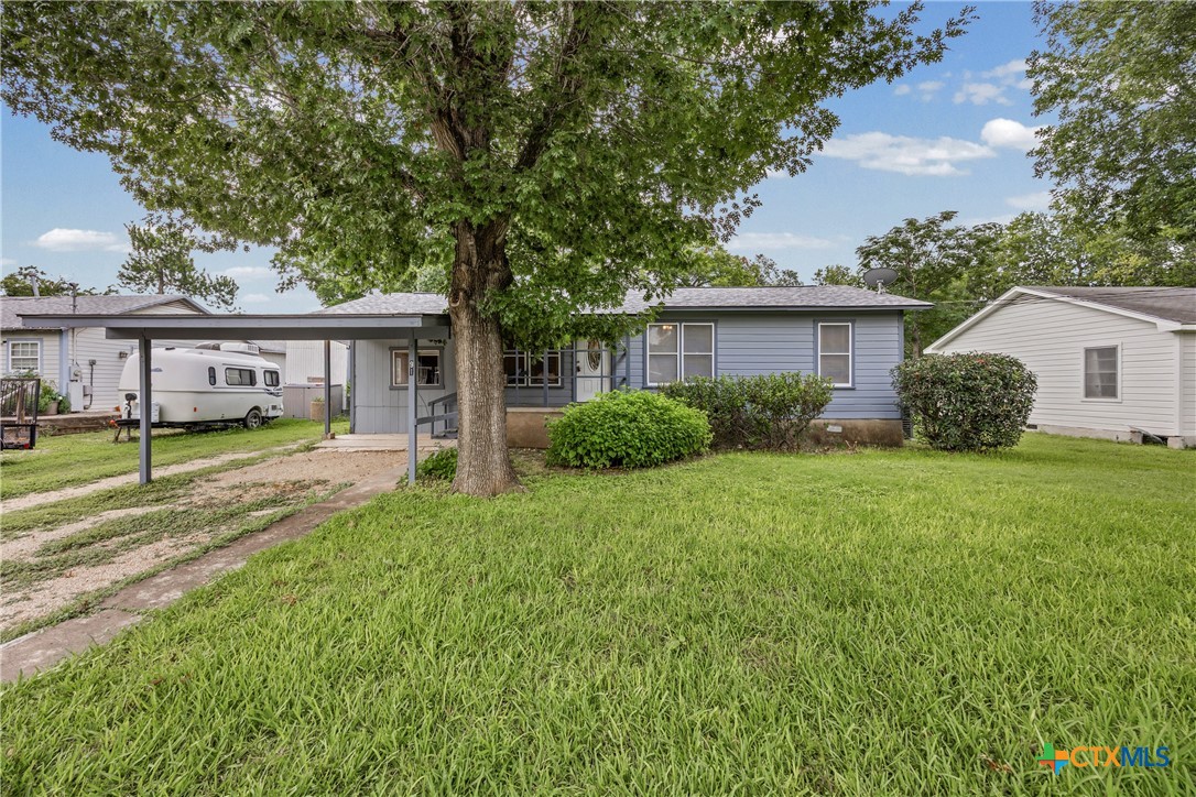 914 Plum Street, Lockhart, TX 78644 — photo 1