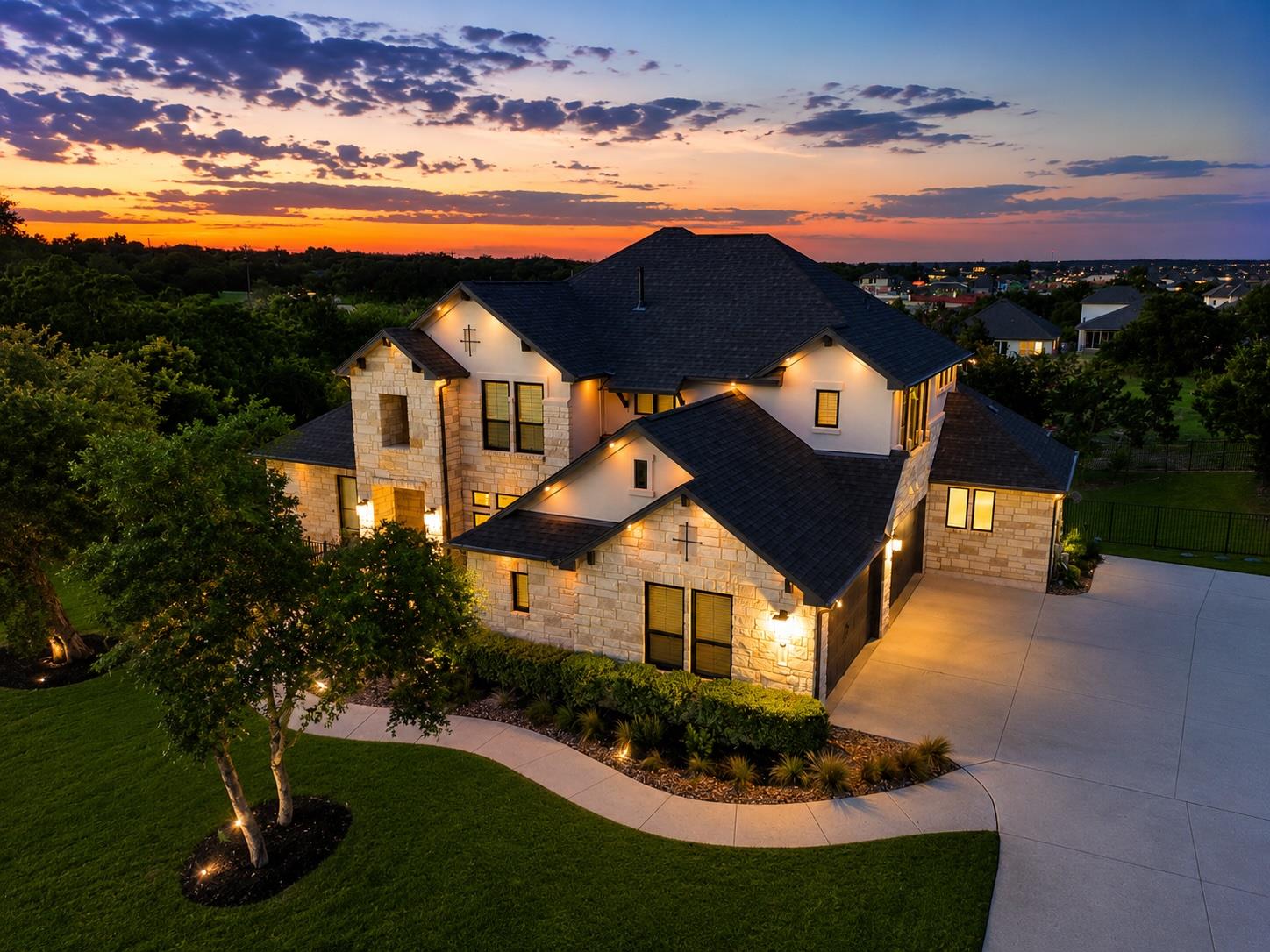 113  Spence Ln, Liberty Hill, TX 78642 — photo 1