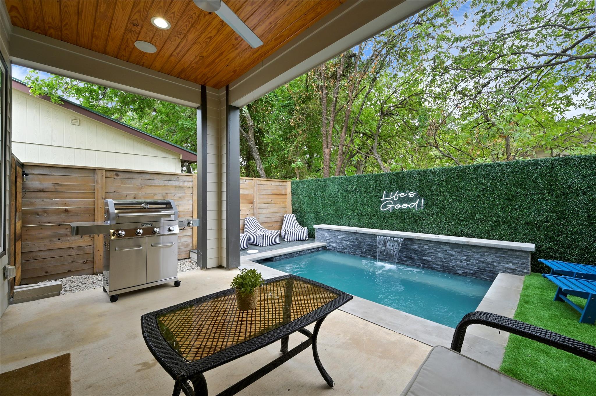 1310 Comal St, Austin, TX 78702 — photo 1