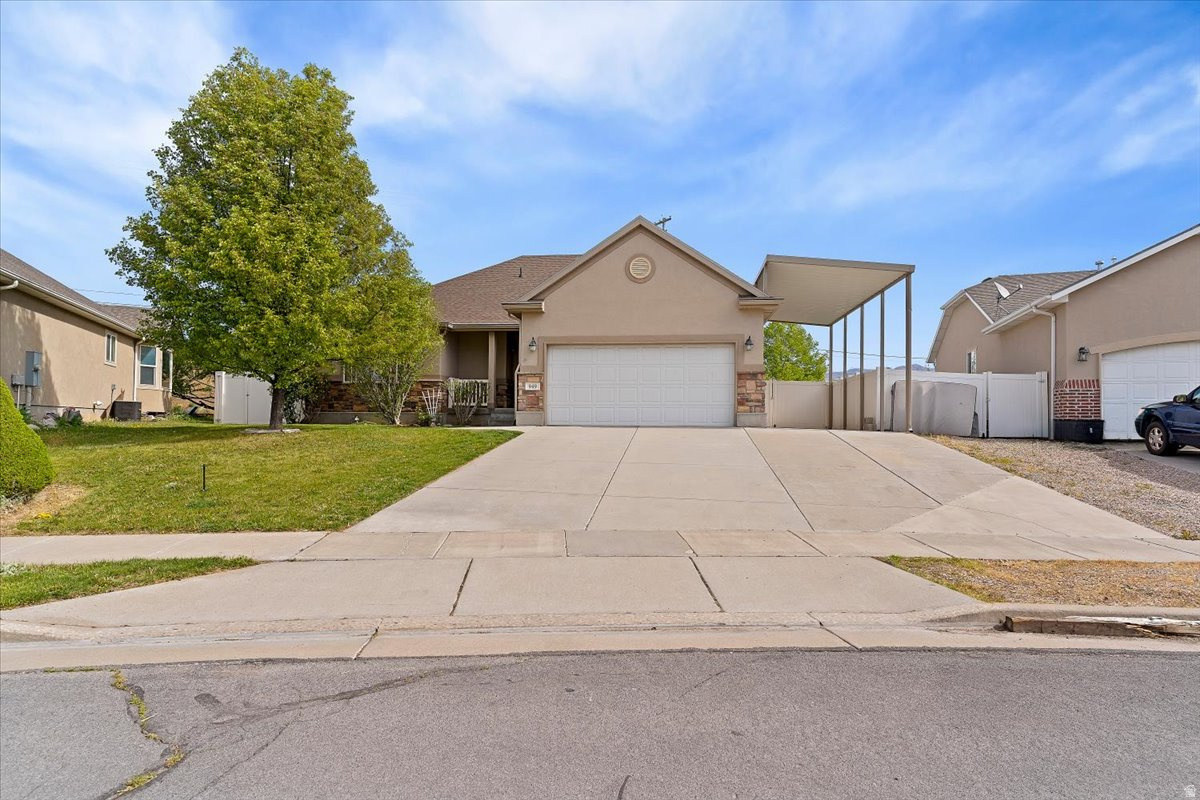 949 E CHRIS CIR, Clearfield, UT 84015 — photo 1