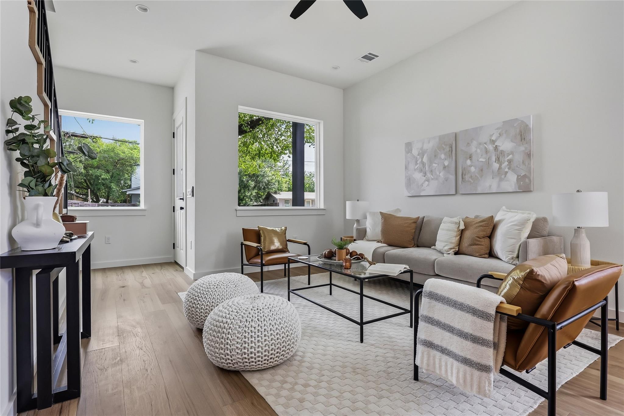 6809  Porter St  #1, Austin, TX 78741 — photo 1