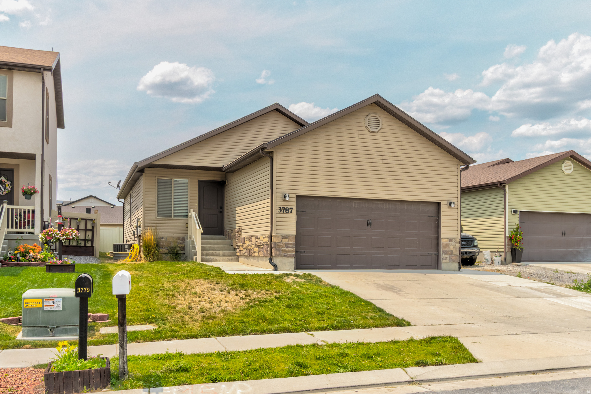 3787 N TUMWATER LN, Eagle Mountain, UT 84005 — photo 1