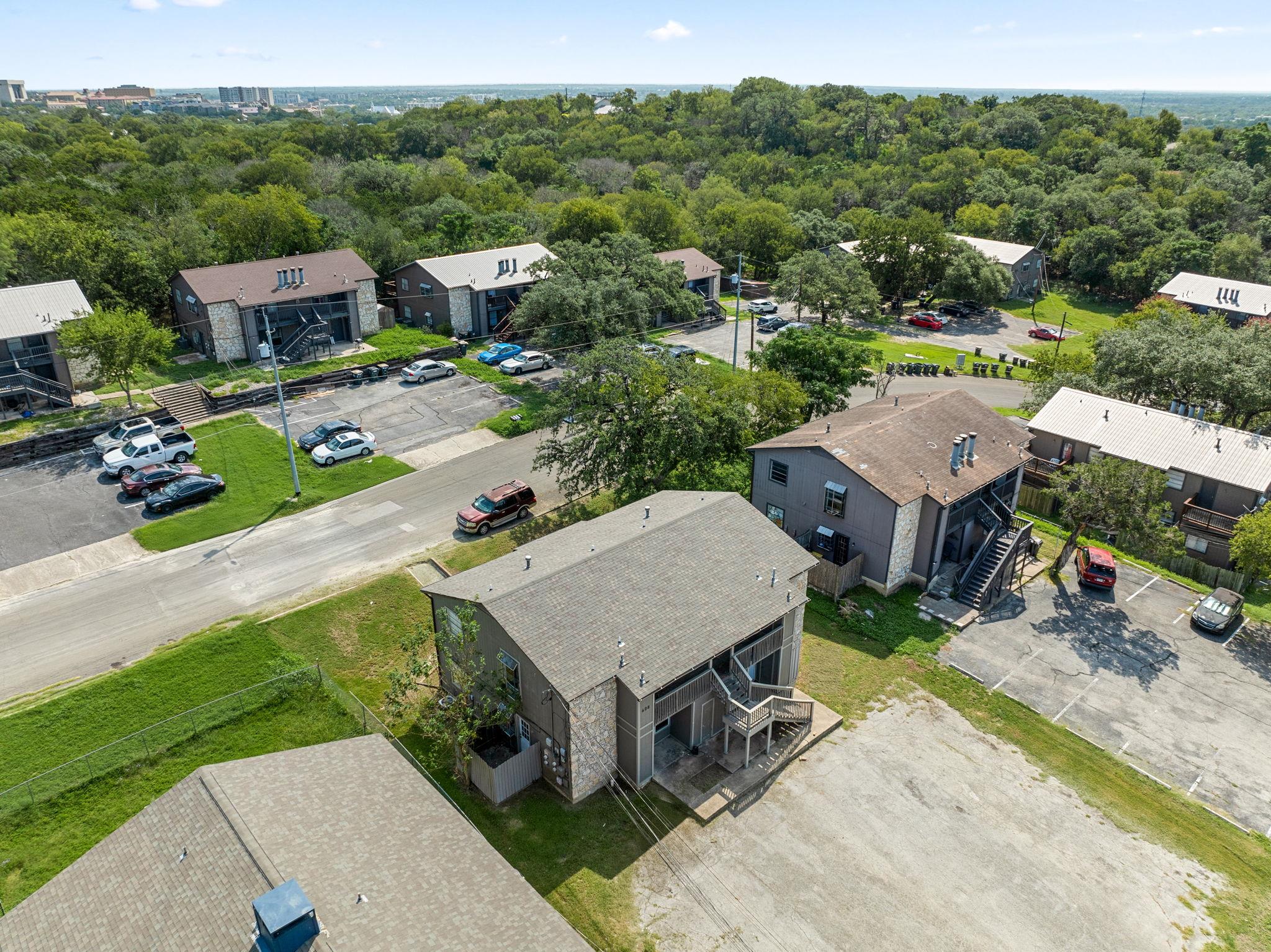 608  Bracewood Cir, San Marcos, TX 78666 — photo 1