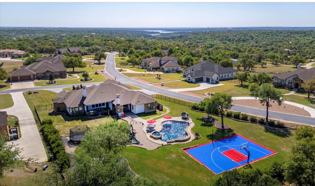 401  Highland Bluff Dr, Georgetown, TX 78633 — photo 1