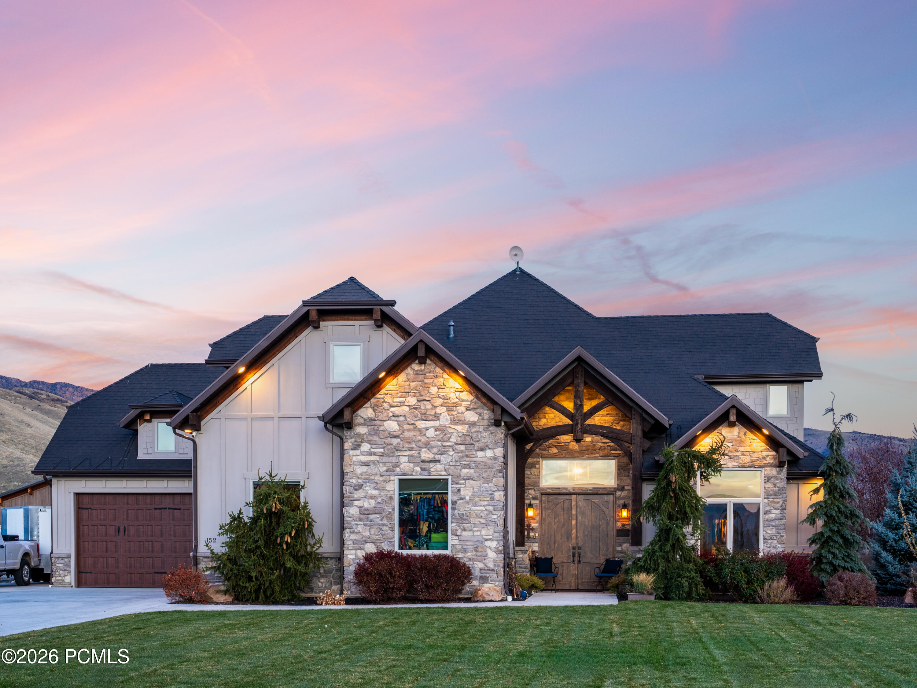 152 N 8750, Huntsville, UT 84317 — photo 1