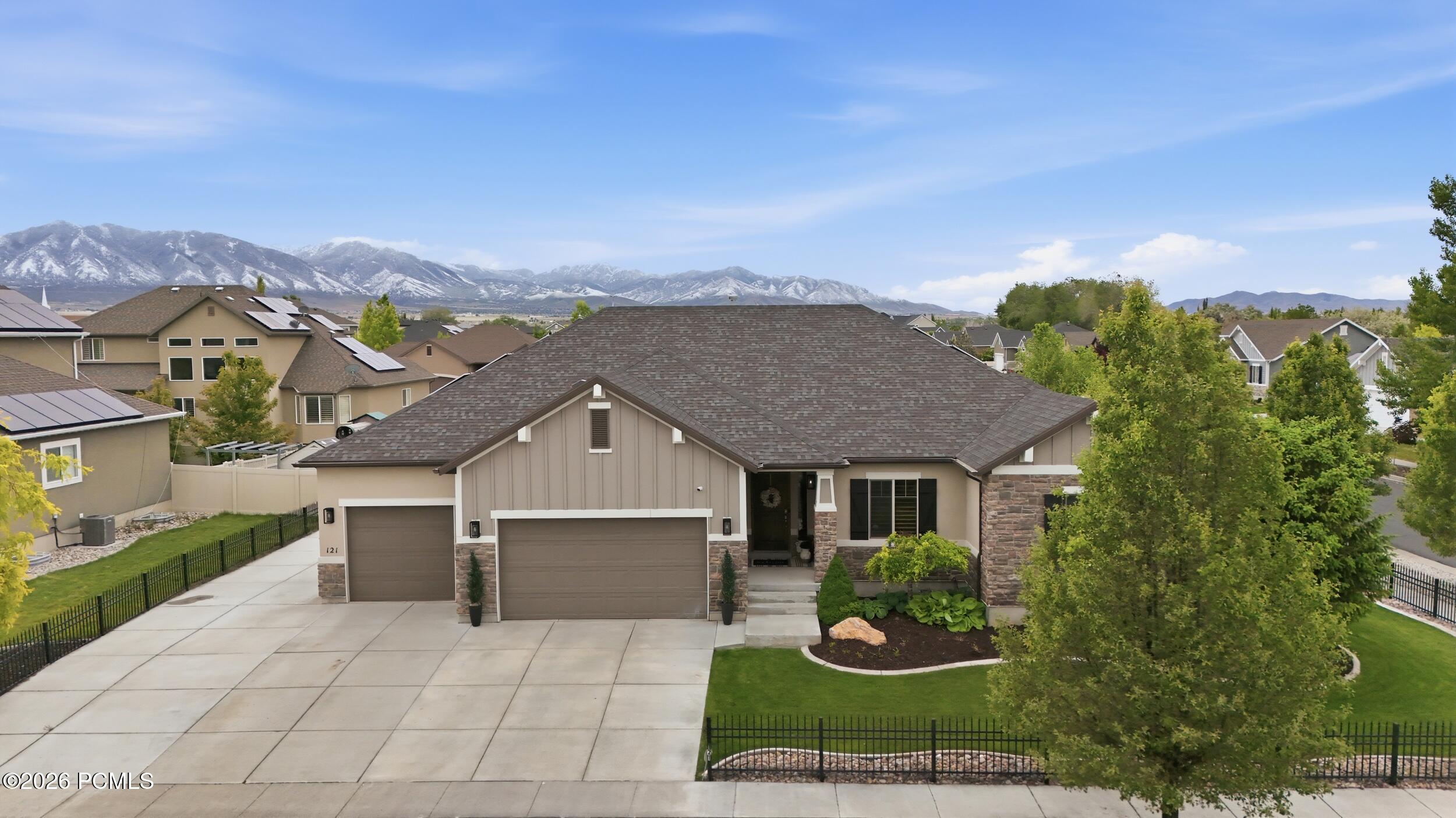 121 W Misty Brook Lane, Tooele, UT 84074 — photo 1