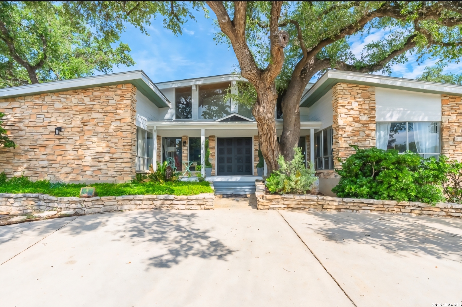 3223 OLD BLUE RIDGE ST, San Antonio, TX 78230 — photo 1