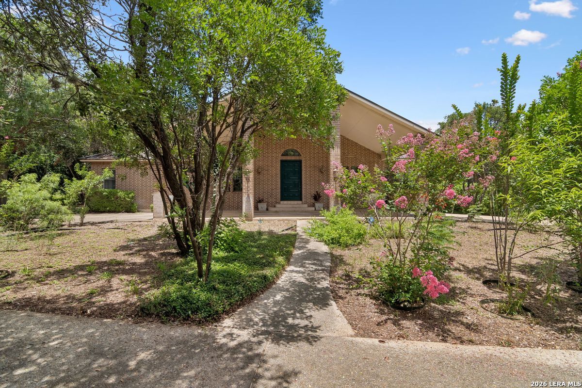 237 CREST TRL, Hill Country Village, TX 78232 — photo 1