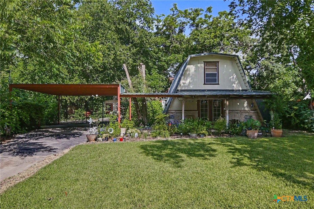 898 Buerger Lane, Seguin, TX 78155 — photo 1