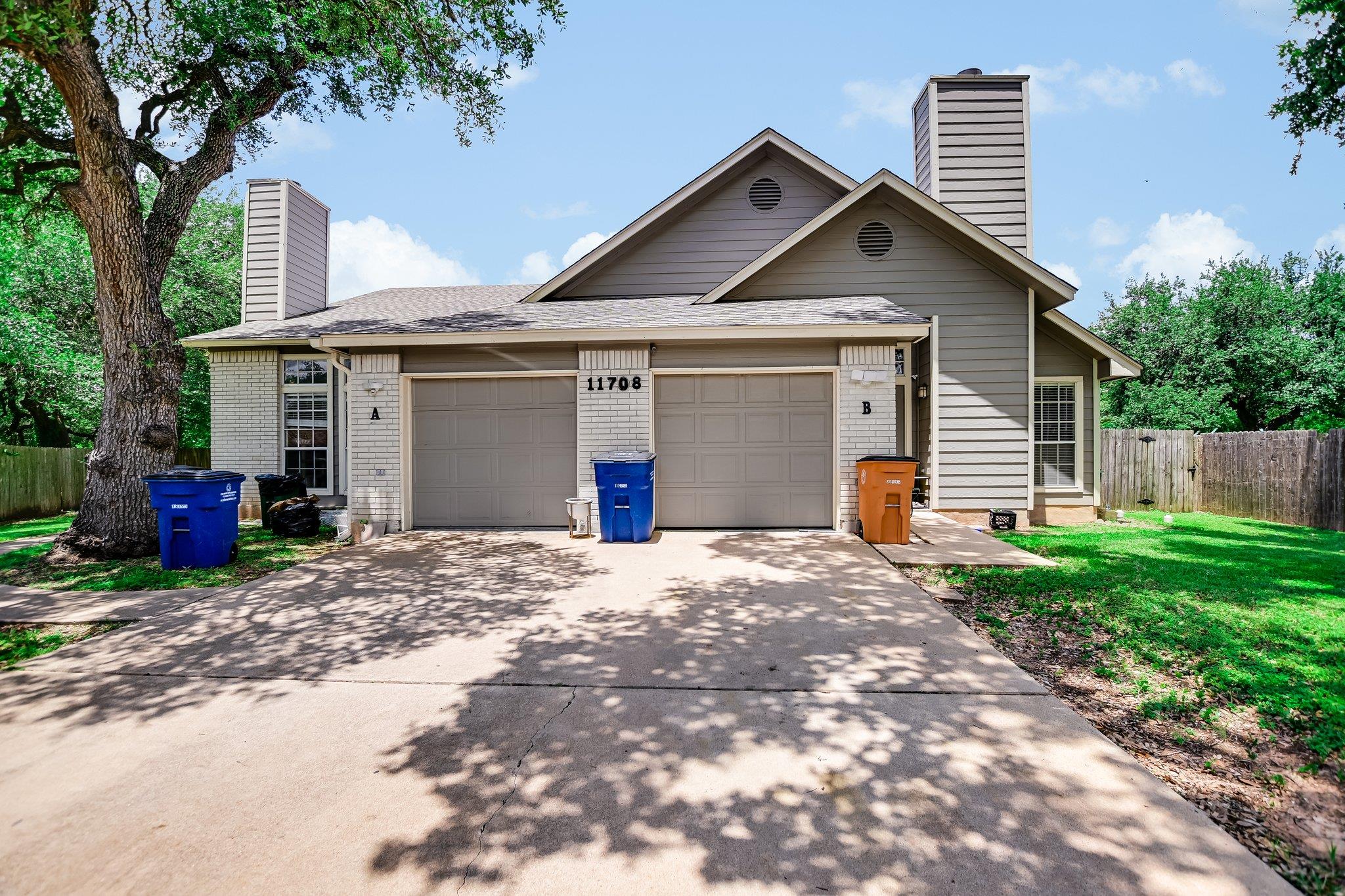 11708 KINGS VIEW, Austin, TX 78750 — photo 1