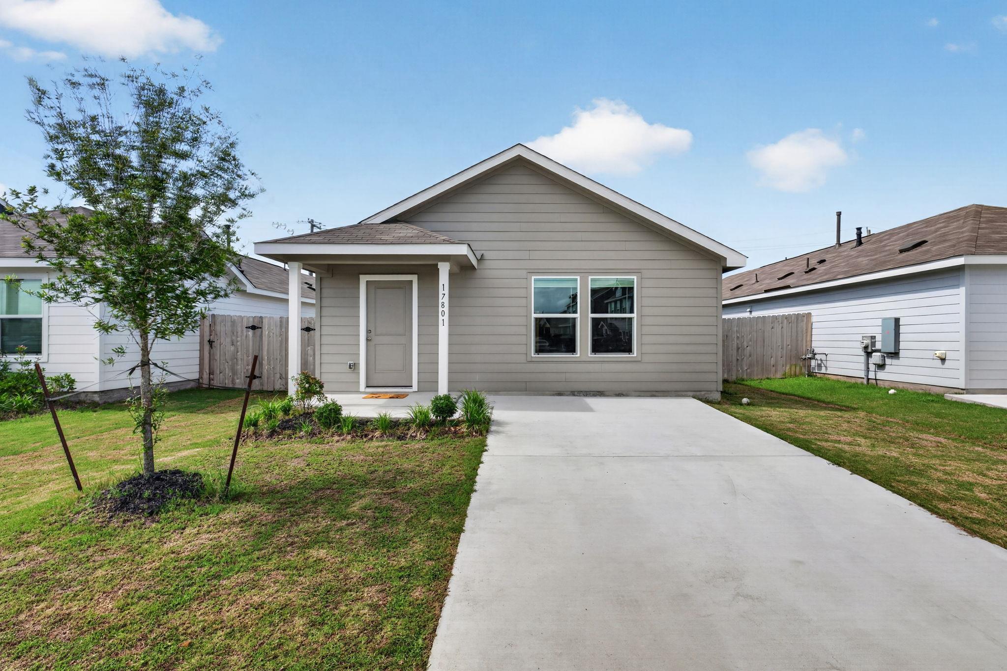 17801 Dockery, Elgin, TX 78621 — photo 1