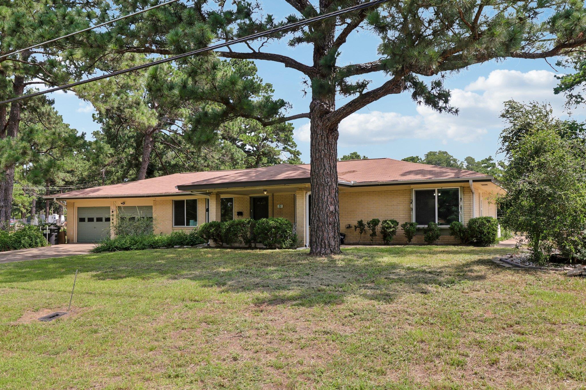 162 Indian Oak, Bastrop, TX 78602 — photo 1