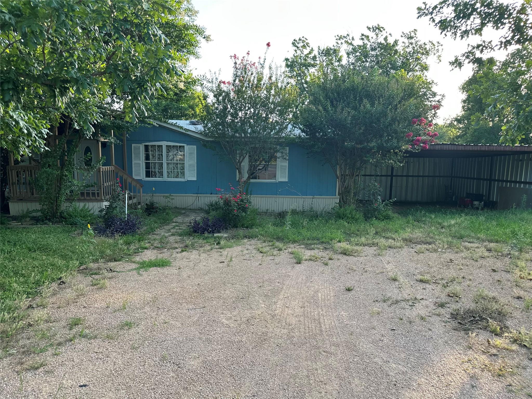 709 5th, Jarrell, TX 76537 — photo 1