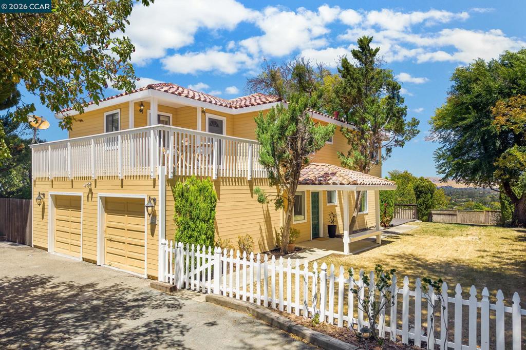 2542 Mockingbird Hill Rd, Walnut Creek, CA 94597 — photo 1