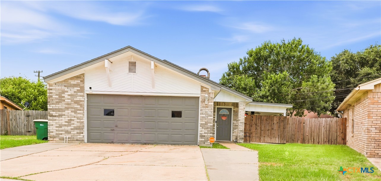 217 Versailles Street, Victoria, TX 77904 — photo 1