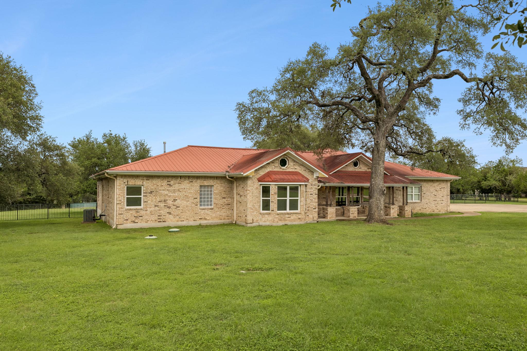 331 Mourning Dove, Buda, TX 78610 — photo 1