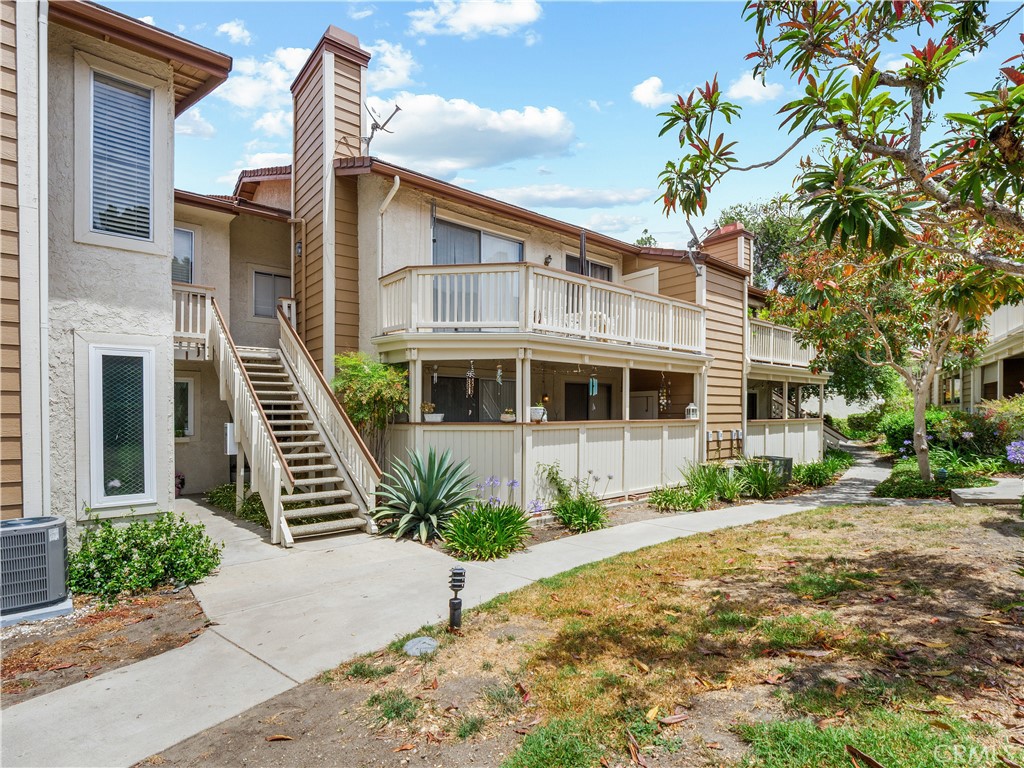 2396 Pleasant Way I, Thousand Oaks, CA 91362 — photo 1