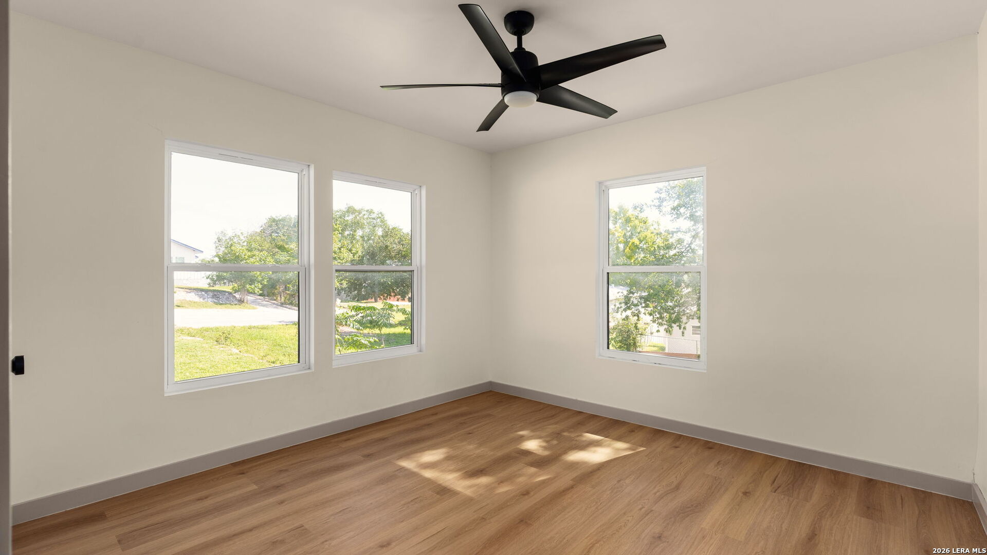 337 MERRIWEATHER ST, ,  78130 — photo 1