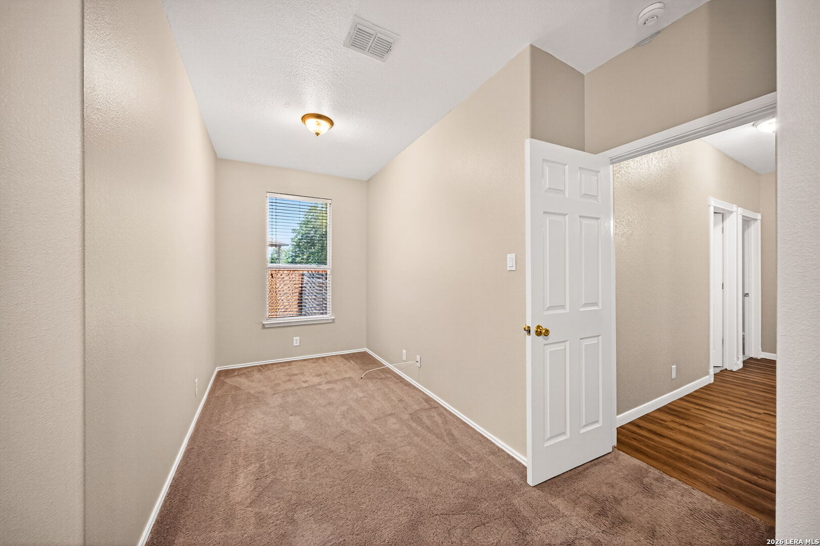 7811 MCGOWEN FLD, ,  78227 — photo 1