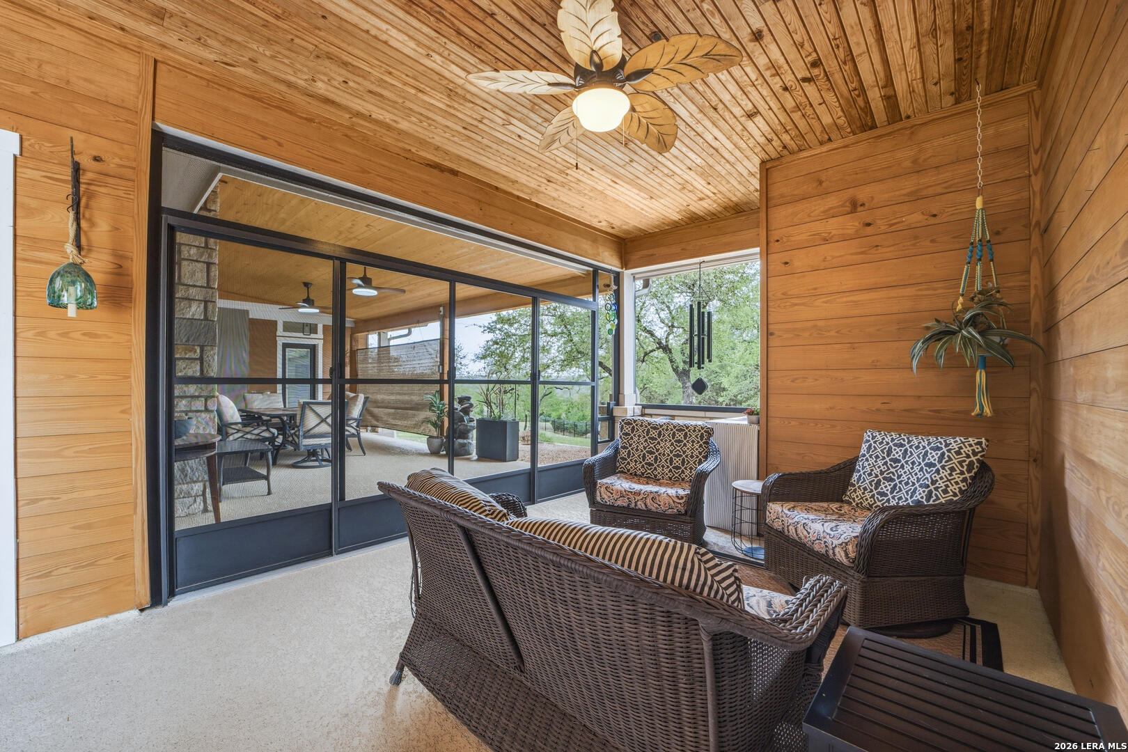 618 ANGELICA VIS, ,  78133 — photo 1