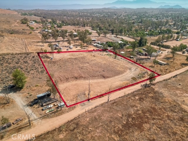 21588 Mundo, Perris, CA 92570 — photo 1