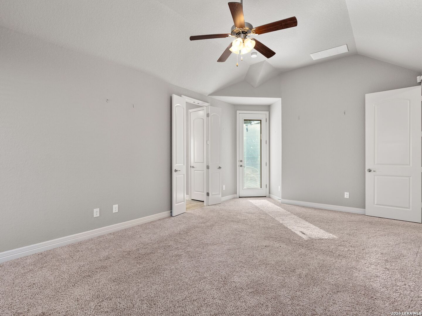 8622 GELVANI VINA, ,  78015 — photo 1