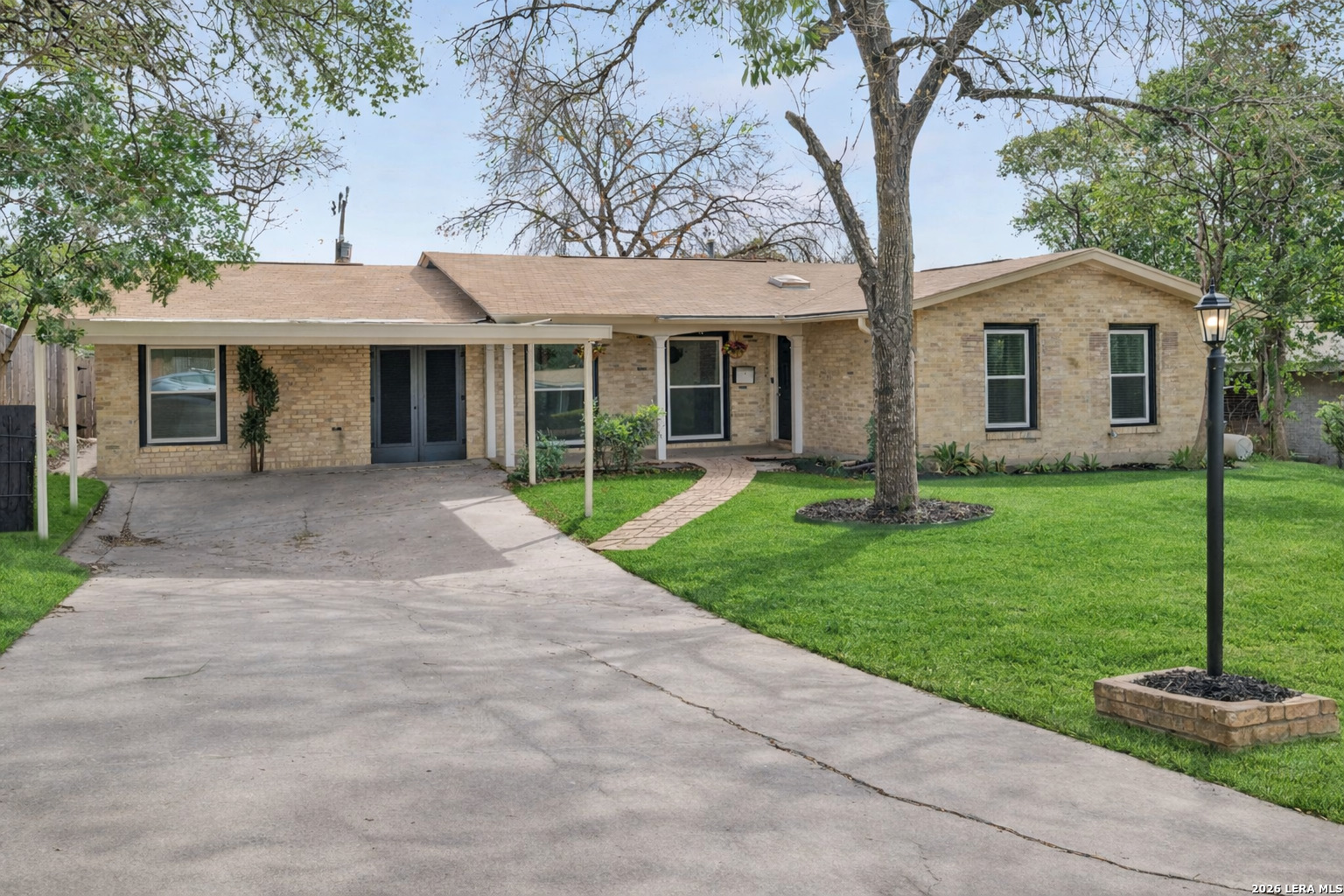 130 Dawnridge, ,  78213 — photo 1