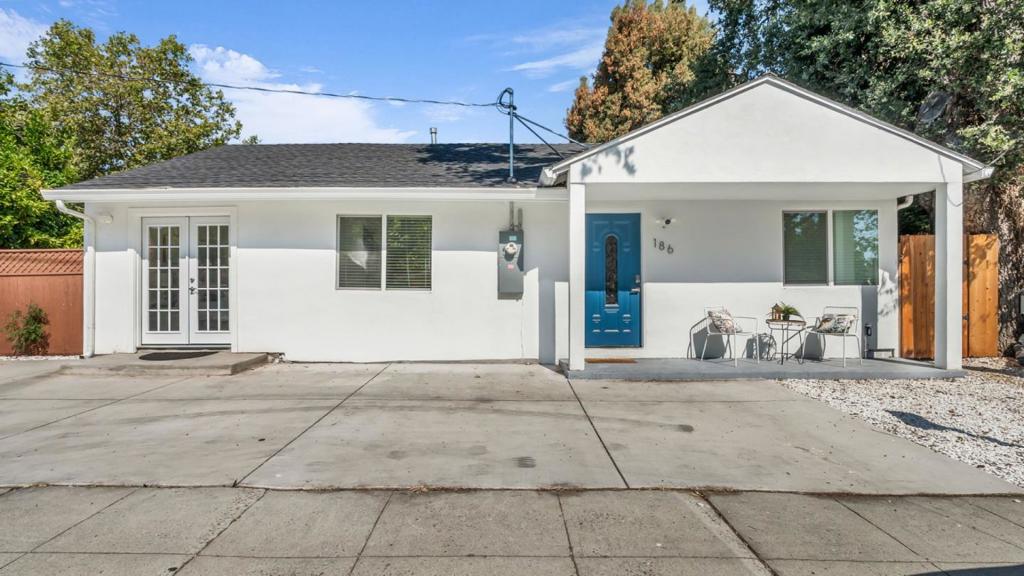 186 Fair Oaks Street, Mountain View, CA 94040 — photo 1